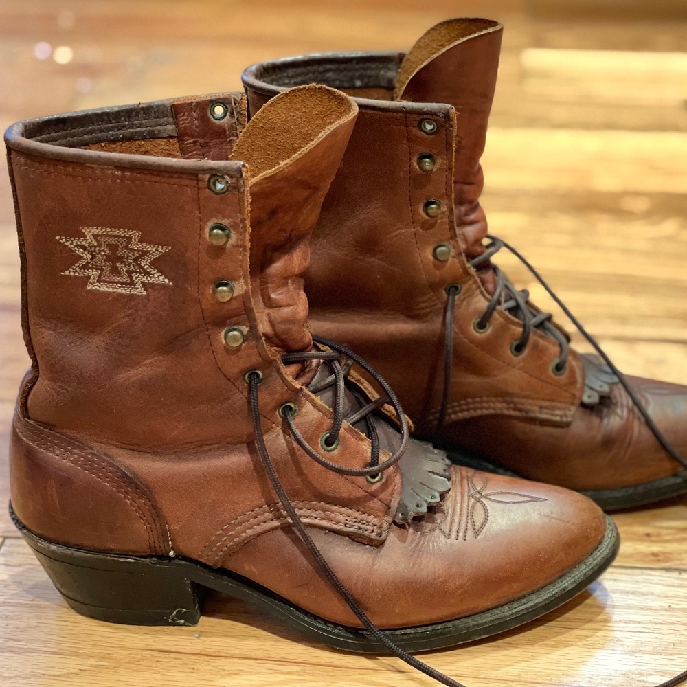 Vintage Western Lace Up